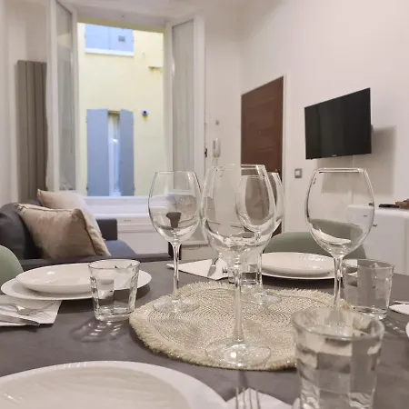 Residenza Tulipano - Dom Апартаменты Модена